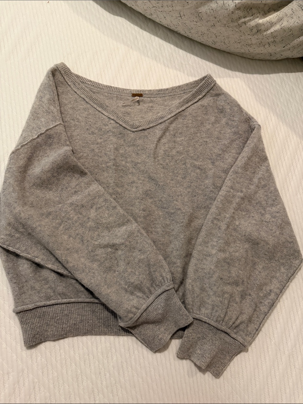 Free People Cashmere Grey V-Neck Sweater Medium
